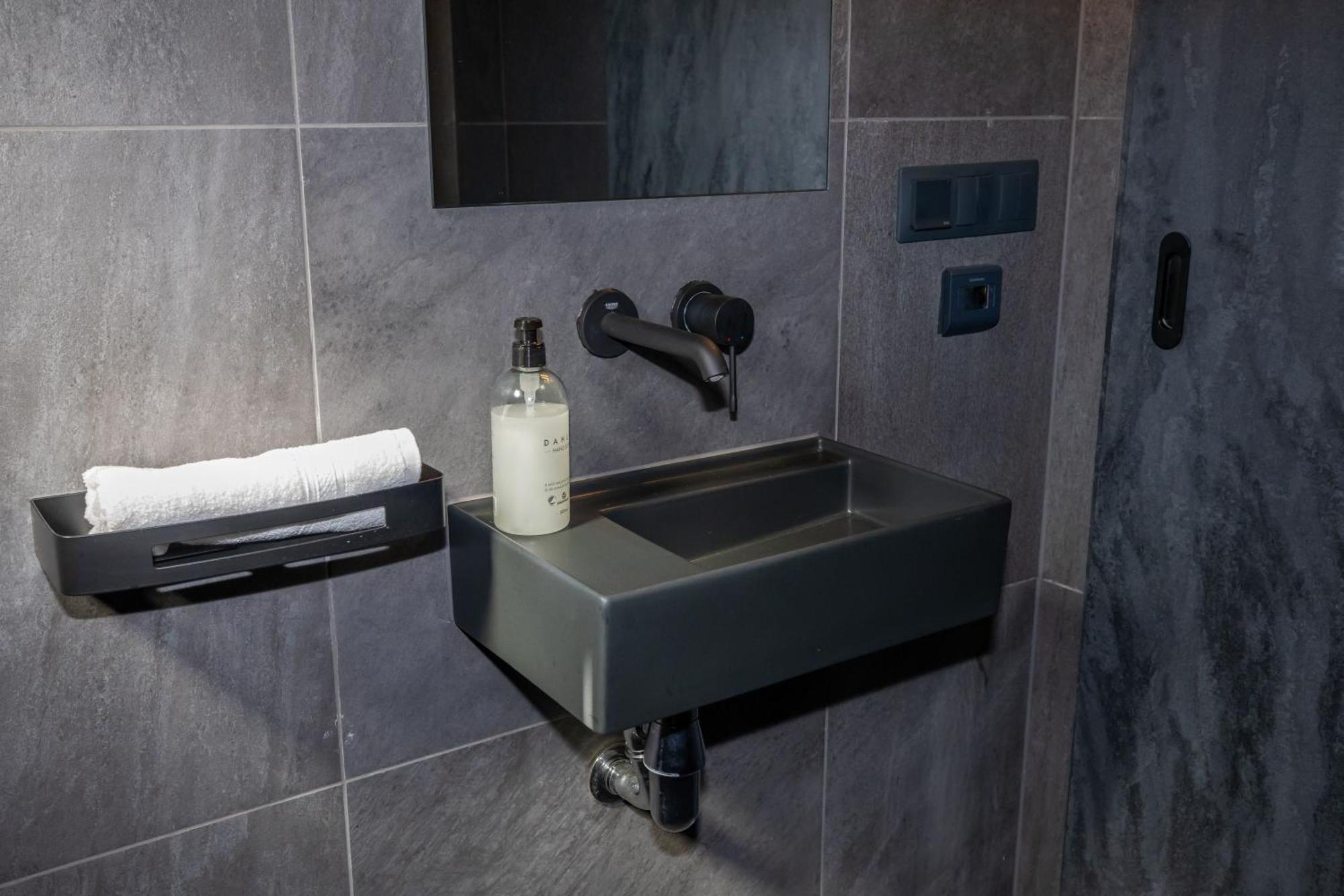 North Mountain View Suites Акурейри Екстериор снимка