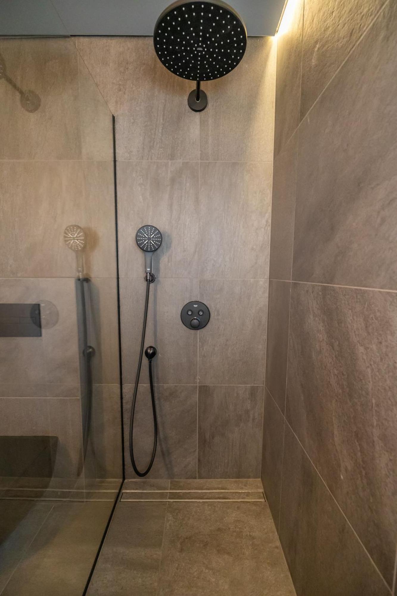 North Mountain View Suites Акурейри Екстериор снимка